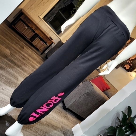 RONI 🩷 - Sweatpant for women - Picture 3 of 15